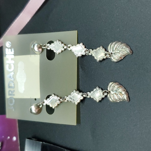 NWT & NWOT 9 Piece Mixed Silvertone Jewelry Bundle Lot - Picture 4 of 9